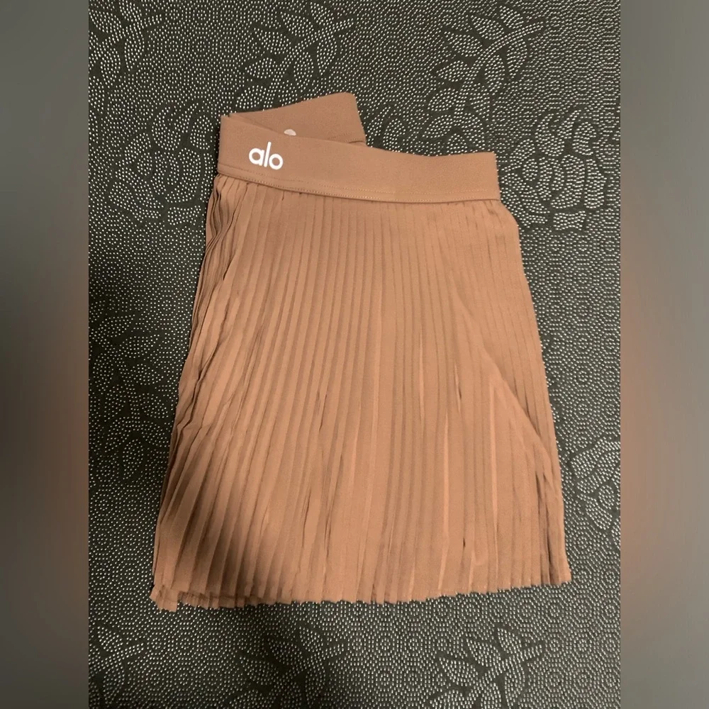 ALO Yoga Tan Pleated Skater Skirt with Matching Crop Tank